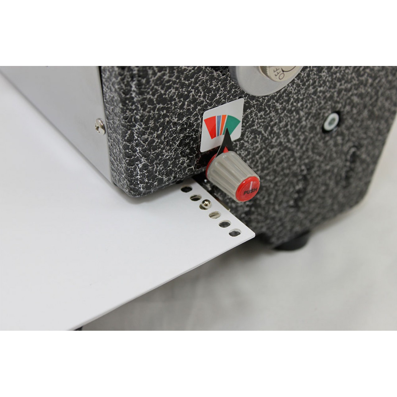 Akiles CoilMacM Manual Coil Binding System