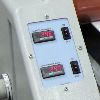 D&K Expression 42+ Commercial Thermal Roll Laminator D&K Expression 42+ Commercial Thermal Roll Laminator