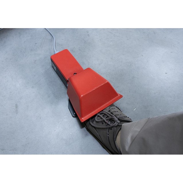 Formax Punch200 Heavy-Duty Electric Punch