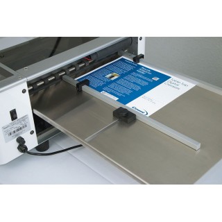 Count iCrease Pro + Digital Creasing and Perforating Machine Count iCrease Pro + Digital Creasing and Perforating Machine