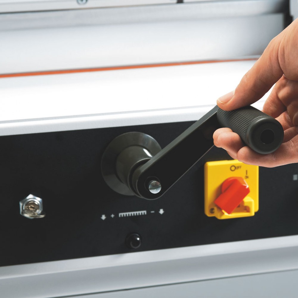 Triumph 4350 167/8" FullyAutomatic Tabletop Paper Cutter