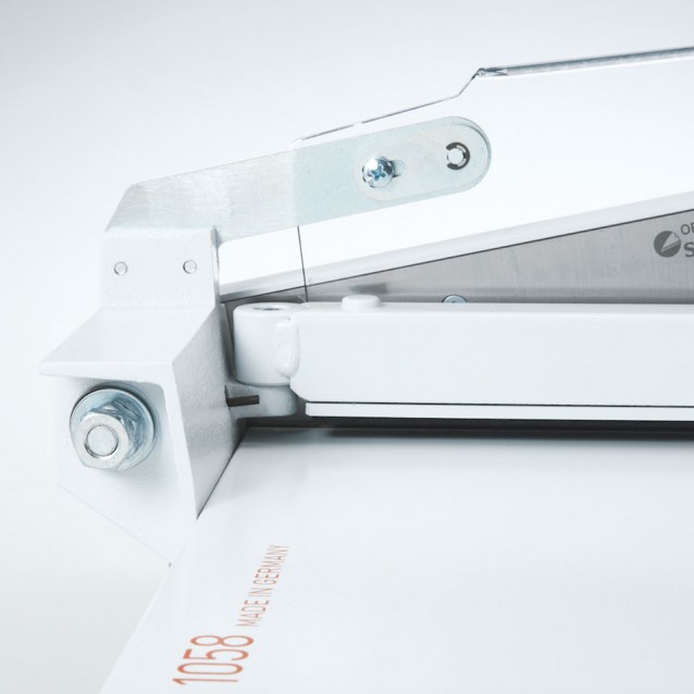 22 1/2" Triumph IDEAL 1058 Tabletop Paper Trimmer (Kutrimmer) 22 1/2" Triumph IDEAL 1058 Tabletop Paper Trimmer (Kutrimmer)