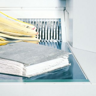 DESTROYIT® 5009 High-Capacity Cross-Cut Paper Shredder Level P-3 DESTROYIT® 5009 High-Capacity Cross-Cut Paper Shredder Level P-3