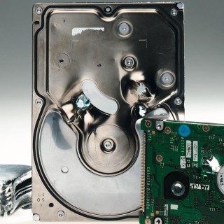 Destroyit® 0101 HDP Hard Drive Punch Destroyit® 0101 HDP Hard Drive Punch
